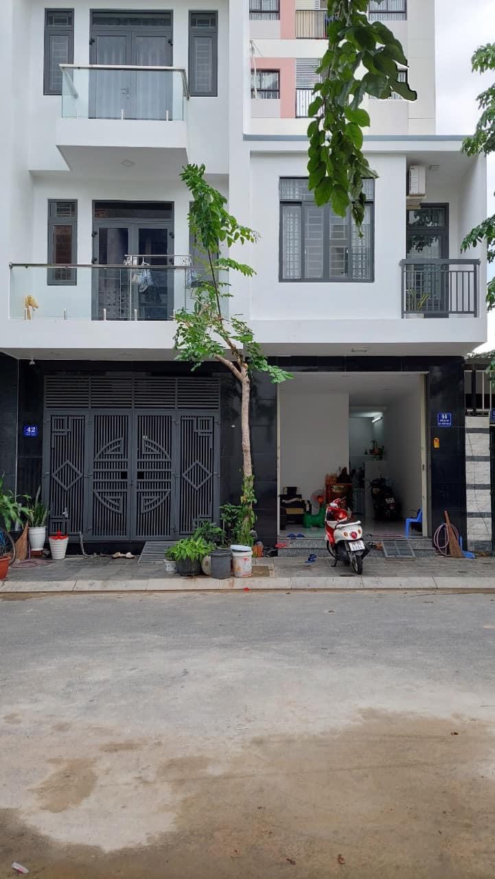 Nhà đẹp VCN Phước Long 2 Nha Trang giá chỉ 2ty850